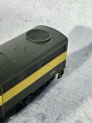 Nice Proto 2000 FA -2 A/B Seaboard Air Line  RR HO Locomotives  (Incorrect Box)