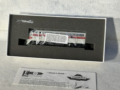 Nice Athearn Genesis Burlington Route F-3A/B Engine Set DCC READY HO Both Pwrd.