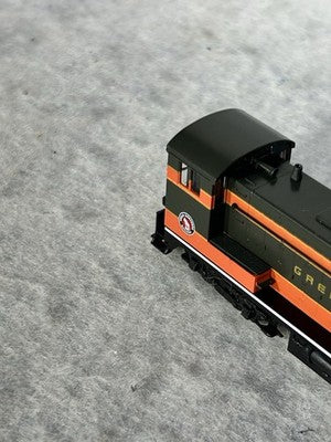 Colorful Atlas Great Northern RR VO-1000 Switcher  Locomotive N Gauge DCC Ready