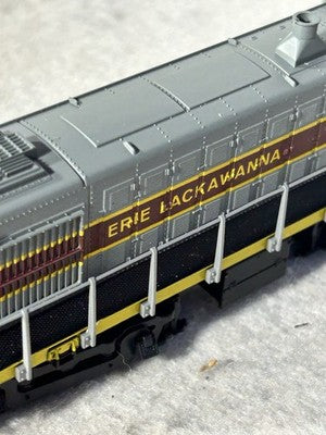 Cool Atlas/KATO  Erie Lackawanna S-4 Switcher Loco HO