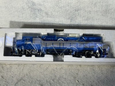 Handsome ATLAS Master Silver  CONRAIL Dash 8-40C Diesel Engine DCC Ready HO