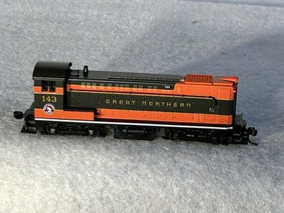 Gorgeous Atlas Great Northern RR VO-1000 Switcher  Locomotive N Gauge DCC Ready