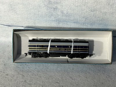 Cool Athearn Baltimore & Ohio RR F-7 A-B-A/6-Car Pass Set HO A & B Powered