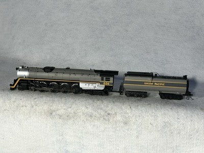 Sharp Bachman Union Pacific RR 4-8-4 Steam Locomotive HO (Ex-Box)