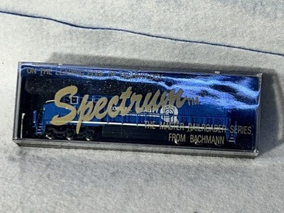 Stately Spectrum Conrail RR Dash 8-40CW Locomotive N Gauge