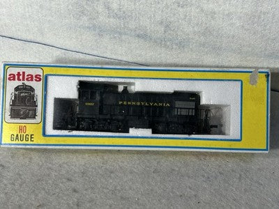 Stately  Atlas/KATO Pennsylvania RR  Alco S-2 Switcher Locomotive HO