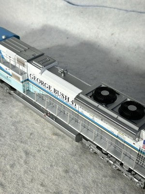 Cool Athearn Genesis George HW Bush SD-70ACE DCC/Sound HO