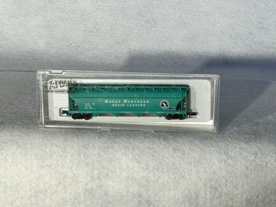 Gorgeous Atlas Great Northern 4-Bay Cylindrical Hopper Car N Gauge