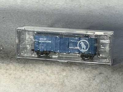 Beautiful Intermountain Great Northern RR 40’ Box Car  N Gauge