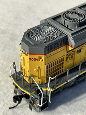 Regal BLI Union Pacific RR “Building America” Scheme SD-70ACE DCC Ready HO