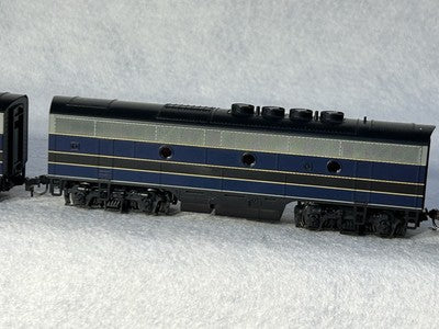 Regal Stewart/KATO B &O F-3 A/B/A Phase 2 Set, A’s Powered, B Unpowered HO