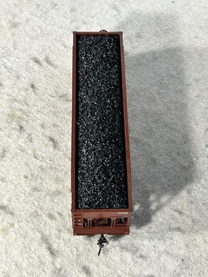 Nice Bowser Pennsylvania RR 40’ 4-Bay Hopper Cars/Coal Loads/KD’s HO