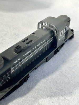 Nice KATO New York Central RR RS-2 Loco HO DCC Ready
