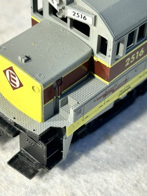 Beautiful Stewart /KATO GE EL Railroad U-25B Diesel Engine  HO
