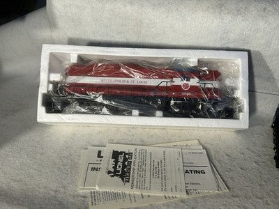 Beautiful Lionel Service Station Train Set Minneapolis & St. Paul RR O Gauge