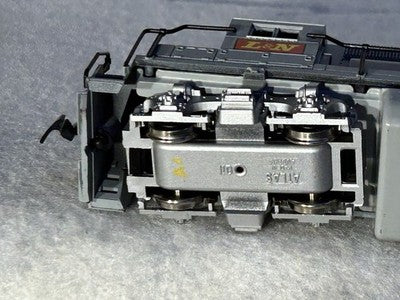 Nice ATLAS/KATO GP-40 Louisville & Nashville RR Locomotive HO