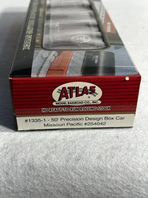 Beautiful Atlas Mixed Road 50’ -60’ Box Cars (SPECIFY WHICH CAR YOU WANT)