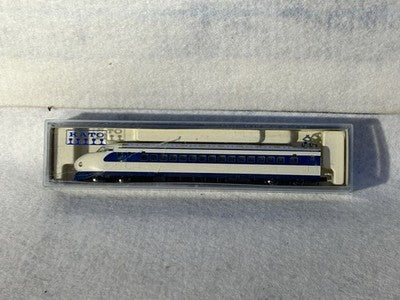 Nice KATO Japanese Bullet Train 2- Engine/2-Car Passenger Set N GAUGE
