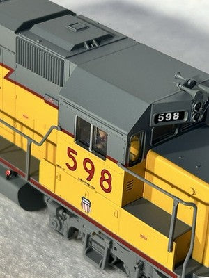Beautiful ATLAS Trainman Union PacificGP-38 Diesel Engine HO