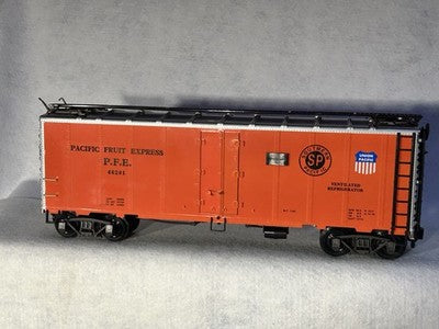 Nice REA G Scale Union Pacific 40’ Reefer Car