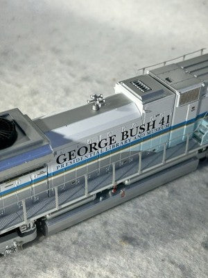 Cool Athearn Genesis George HW Bush SD-70ACE DCC/Sound HO