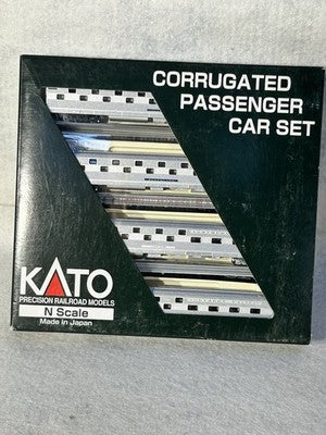 Nice KATO NP, NP, MP, B & O RR’s Slumbercoaches 4 Car Passenger “E” Set N GAUGE
