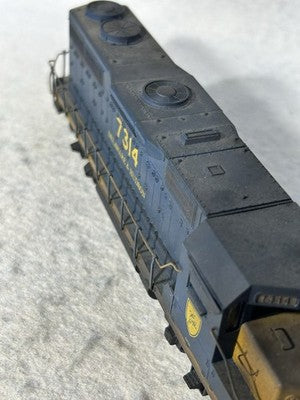 Athearn Custom Painted/Detailed Weathered D & H RR GP-38-2 Loco HO(Ex 1 Awning)