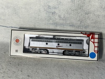 Classic  Stewart/KATO Santa Fe RR F-7 A/B/B Engines 2  Powered/1 Dummy HO