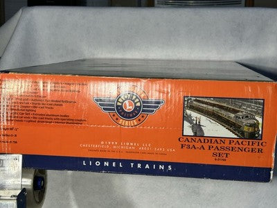 Beautiful Lionel Celebration Series Post War Canadian Pacific  Train Set  0 Ga.