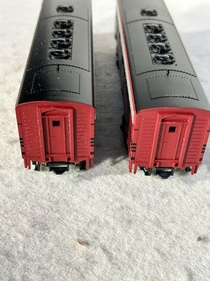 Nice Stewart Lehigh Valley RR F-7A/B Set A Pwrd./B Unpwrd. HO