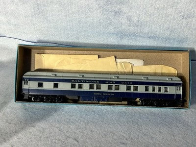 Cool Athearn Baltimore & Ohio RR F-7 A-B-A/6-Car Pass Set HO A & B Powered