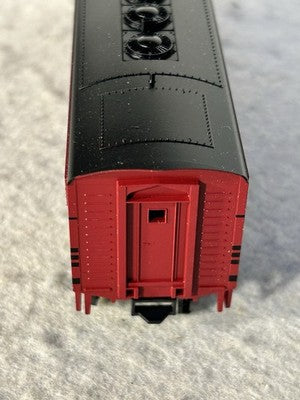 Striking Stewart/KATO Lehigh Valley RR F-7A/B Phase I Set A Pwrd./B Unpwrd. HO