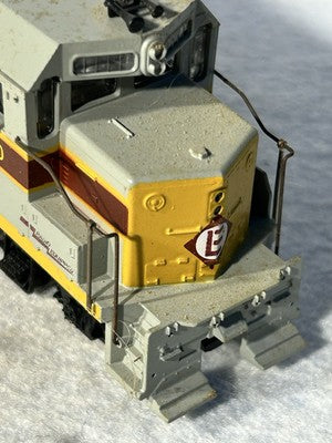 Nice Athearn Erie Lackawanna RR  GP-35 Diesel Engine HO