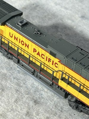 Powerful KATO Union Pacific RR AC4400CW Diesel Engine N GAUGE