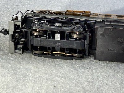Rare  Atlas/KATO Alco RS-11 Maine Central RR Loco HO