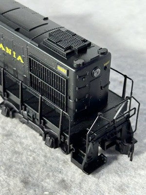 Stately  Atlas/KATO Pennsylvania RR  Alco S-2 Switcher Locomotive HO