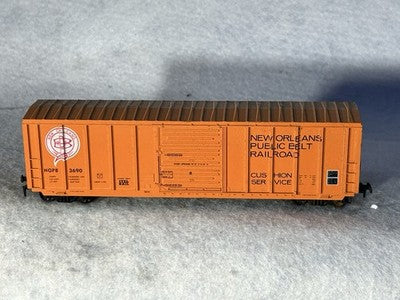 Beautiful Roundhouse New Orleans RR 50’ Box Car Metal Wheels HO (Ex Box)