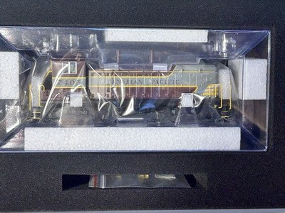 Nice Rapido Canadian Pacific RR SW-9 Switcher Engine #7405 DCC Ready HO