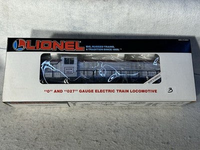 Nice Lionel NYS & W RR ALCO RS-3 Loco With Display Case O Gauge