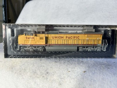 Handsome ATLAS Master Line Union Pacific Dash 8-40CW Diesel Engine DCC/Sound HO