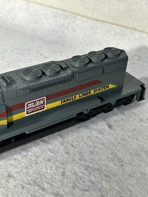 Handsome Athearn SCL/L&N Family Lines RR SD-40-2 Diesel Engine HO