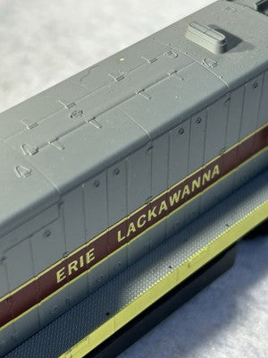 Beautiful Stewart /KATO GE EL Railroad U-25B Diesel Engine  HO