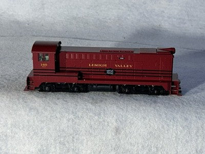 Nice Stewart Lehigh Valley RR Baldwin S-12 Loco HO