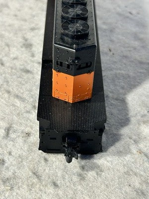 Beautiful KATO Milwaukee Road SD-40-2 Diesel Locomotive HO (Ex Box, Railings)