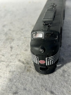 Nice Proto 2000 New York Central RR E-8/9 Locomotive (Ex-Box)