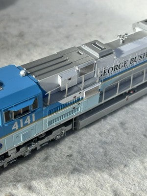 Cool Athearn Genesis George HW Bush SD-70ACE DCC/Sound HO