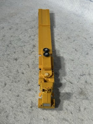 Cool Smart Toys 34 Wheeler Heavy Duty Low Boy Tractor Trailer HO (Ex Box)