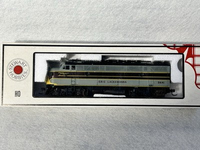 Nice  Stewart Erie Lackawanna RR F-7 A-B-B-A Phase 1 Set (A’s Pow./B’s Unp.) HO