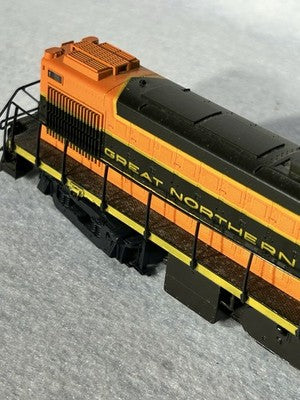 Nice Atlas/KATO Great Northern RR RS-1 Loco HO ( NO BOX)