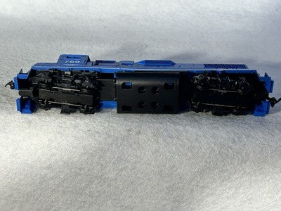 Handsome Athearn SD-40 Pwrd./GP-38 Dummy EMD lease Units HO